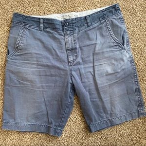 Old Navy Blue/Gray “Broken In” Khaki Shorts Sz 38